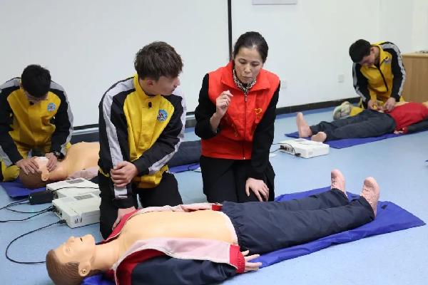生命至上，“救”在身边！银川万通学校开展2023年校园应急救护培训！