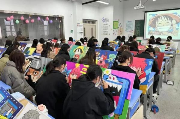 2024年宁夏超7.3万高考生,竞争如此激烈,高中生出路在哪里?